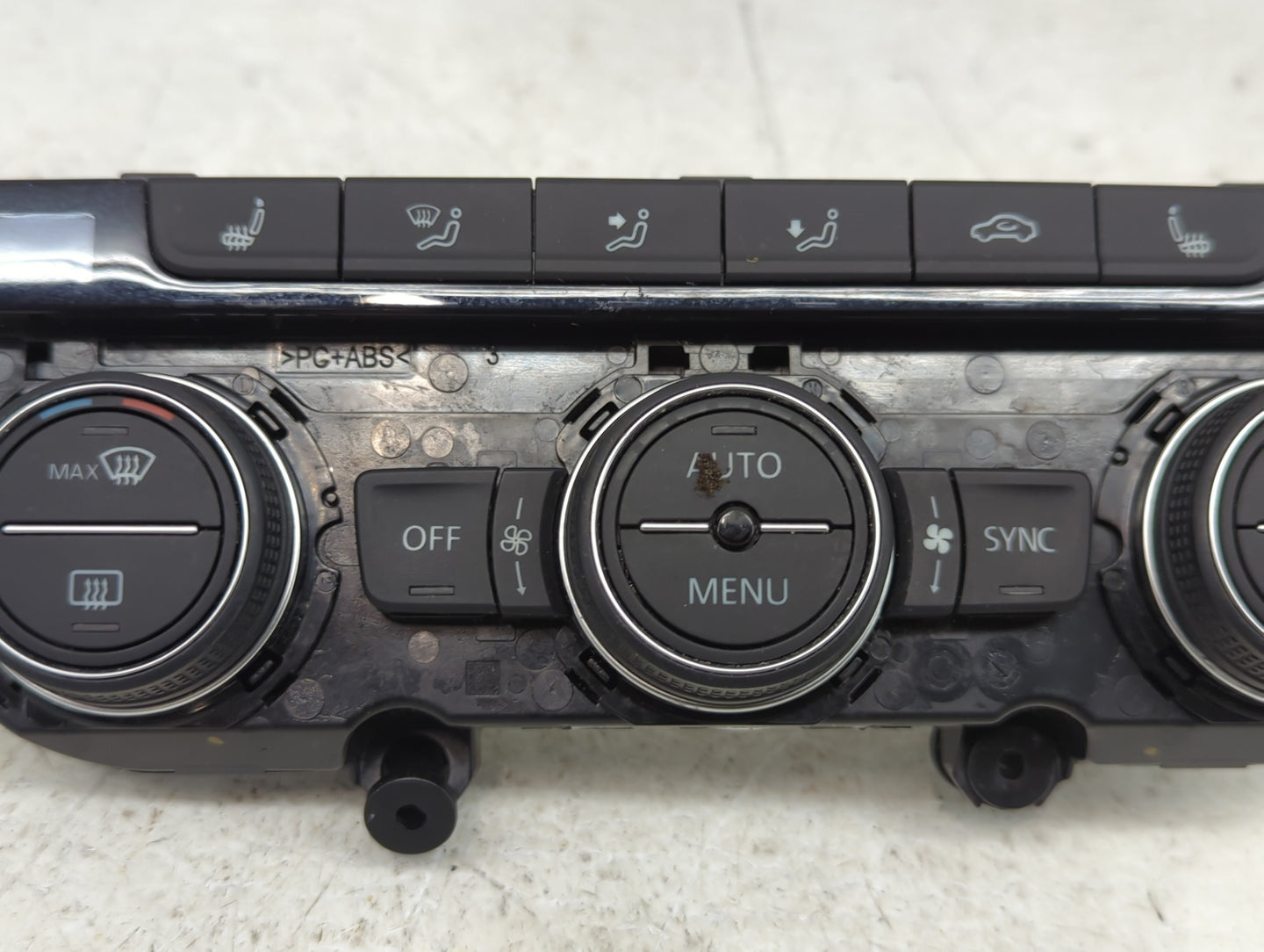 2020-2022 Volkswagen Atlas Cross Sport Climate Control Module Temperature AC/Heater Replacement P/N:3CM907044A Fits OEM Used