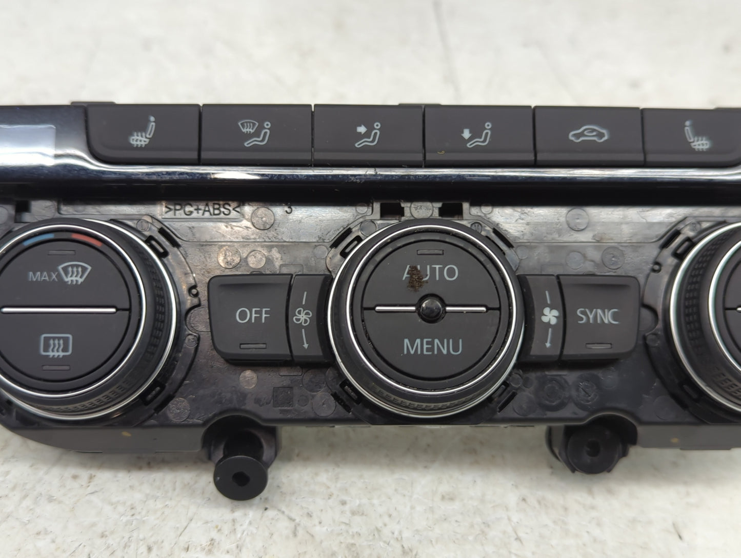 2020-2022 Volkswagen Atlas Cross Sport Climate Control Module Temperature AC/Heater Replacement P/N:3CM907044A Fits OEM Used