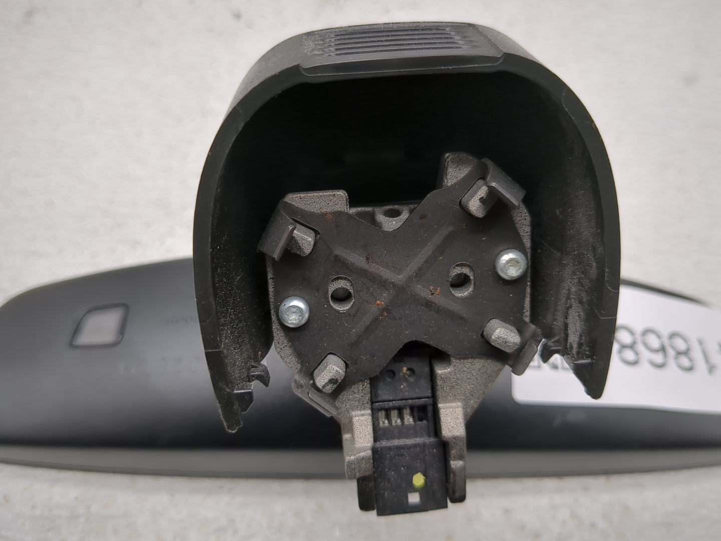 2020-2022 Volkswagen Atlas Cross Sport Interior Rear View Mirror Replacement OEM Fits Fits 2020 2021 2022 OEM Used Auto Part