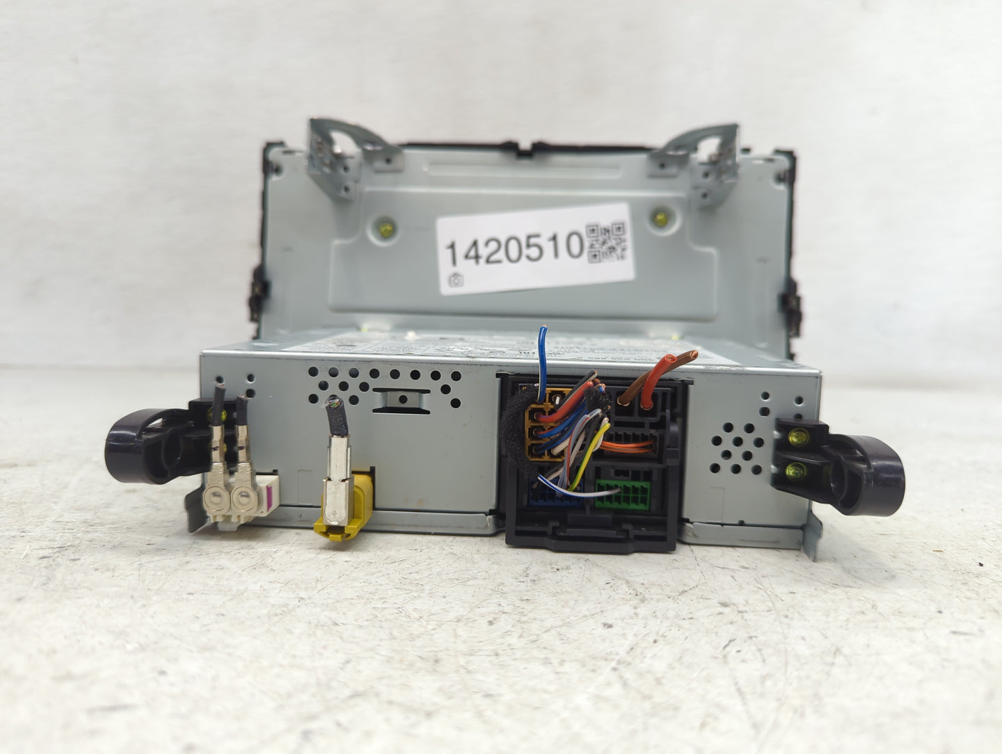 2020 Volkswagen Atlas Cross Sport Radio AM FM Cd Player Receiver Replacement P/N:3G0 035 869 A 3CN 035 869 Fits OEM Used Aut