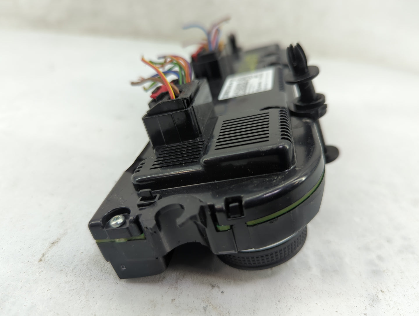 2020-2022 Volkswagen Atlas Cross Sport Climate Control Module Temperature AC/Heater Replacement P/N:3CM907044A Fits OEM Used