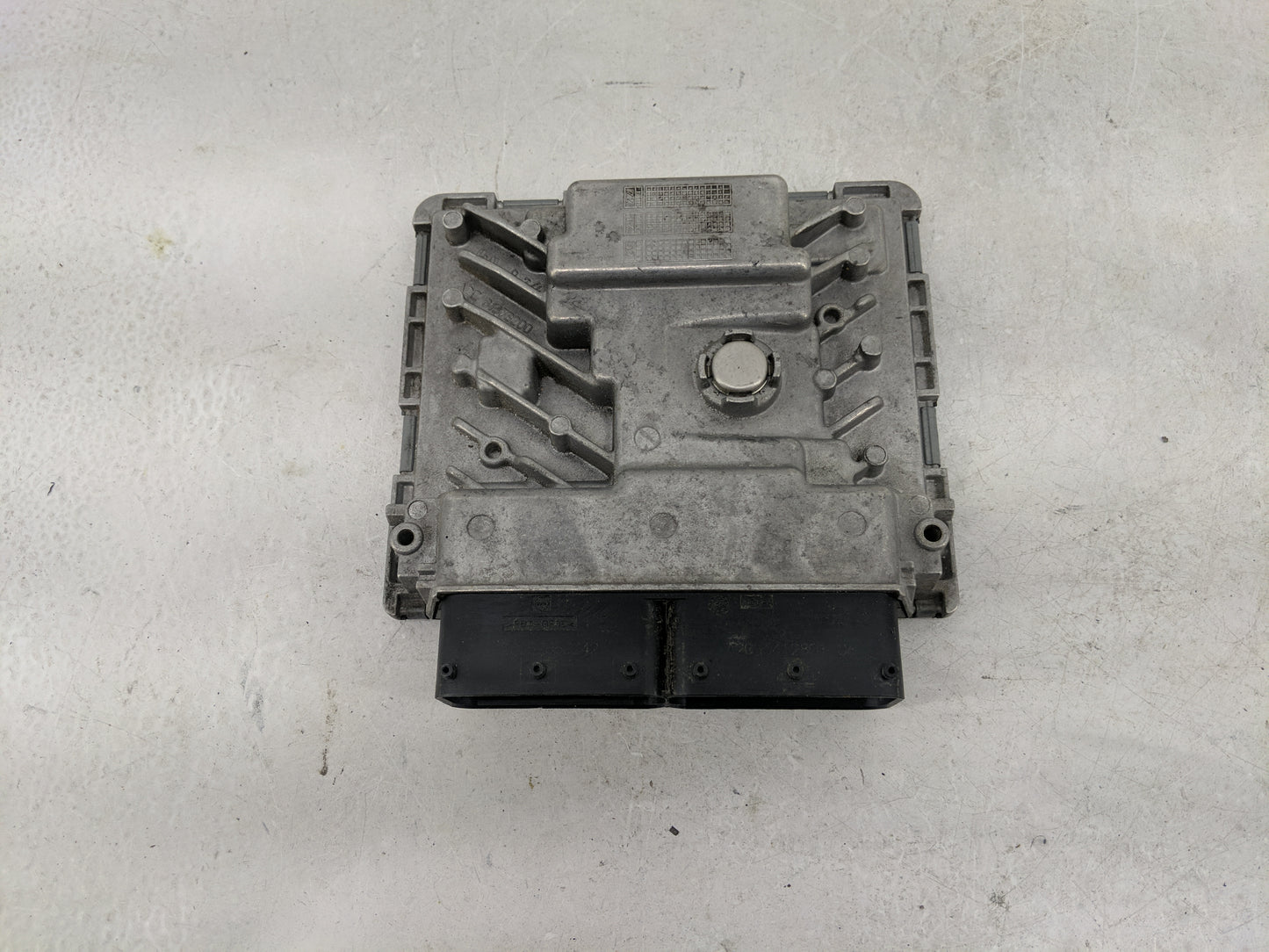 2021 Volkswagen Atlas Cross Sport PCM Engine Control Computer ECU ECM PCU OEM P/N:06K907425J 5WA18010 Fits OEM Used Auto Par