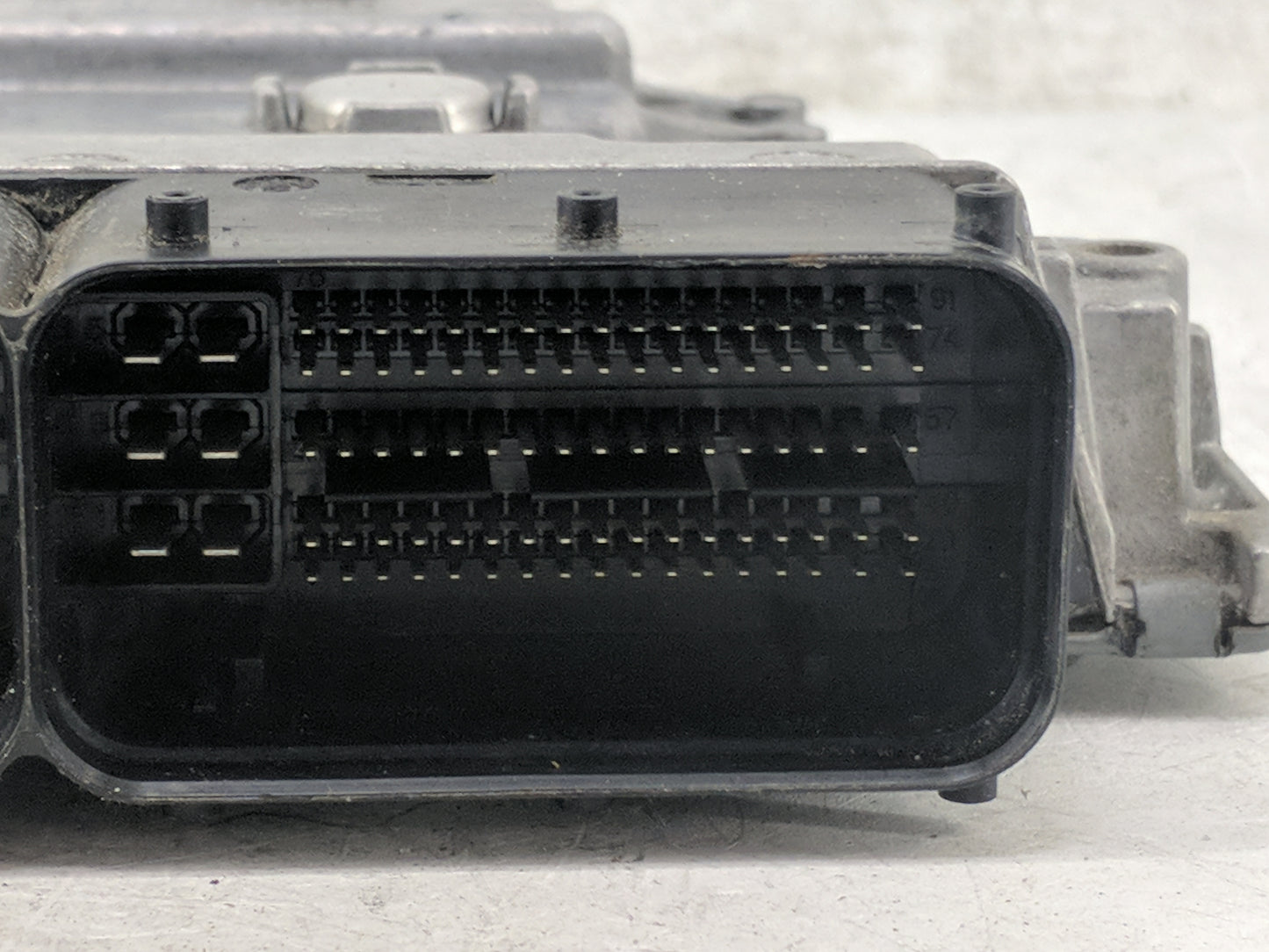 2021 Volkswagen Atlas Cross Sport PCM Engine Control Computer ECU ECM PCU OEM P/N:06K907425J 5WA18010 Fits OEM Used Auto Par