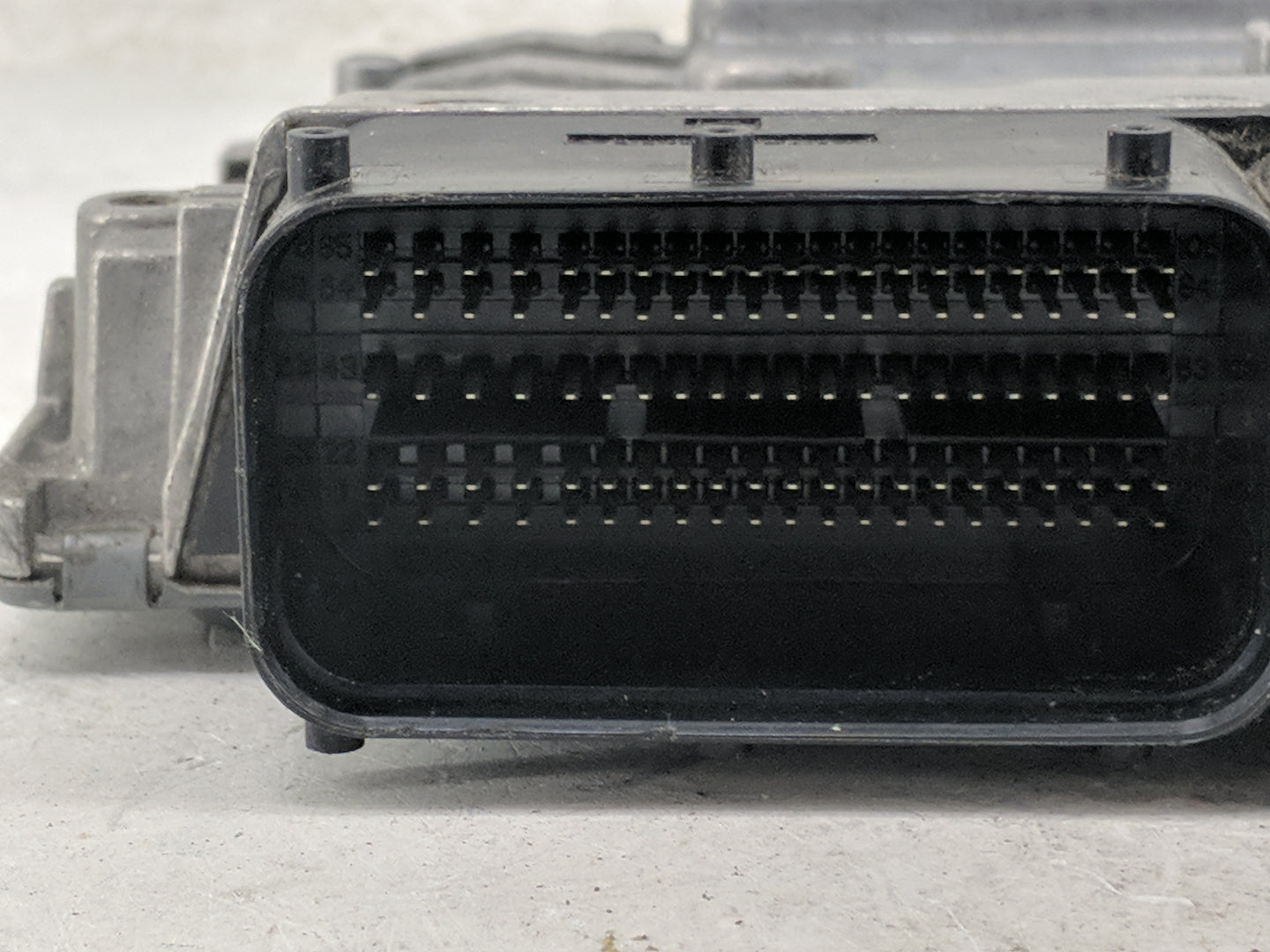 2021 Volkswagen Atlas Cross Sport PCM Engine Control Computer ECU ECM PCU OEM P/N:06K907425J 5WA18010 Fits OEM Used Auto Par