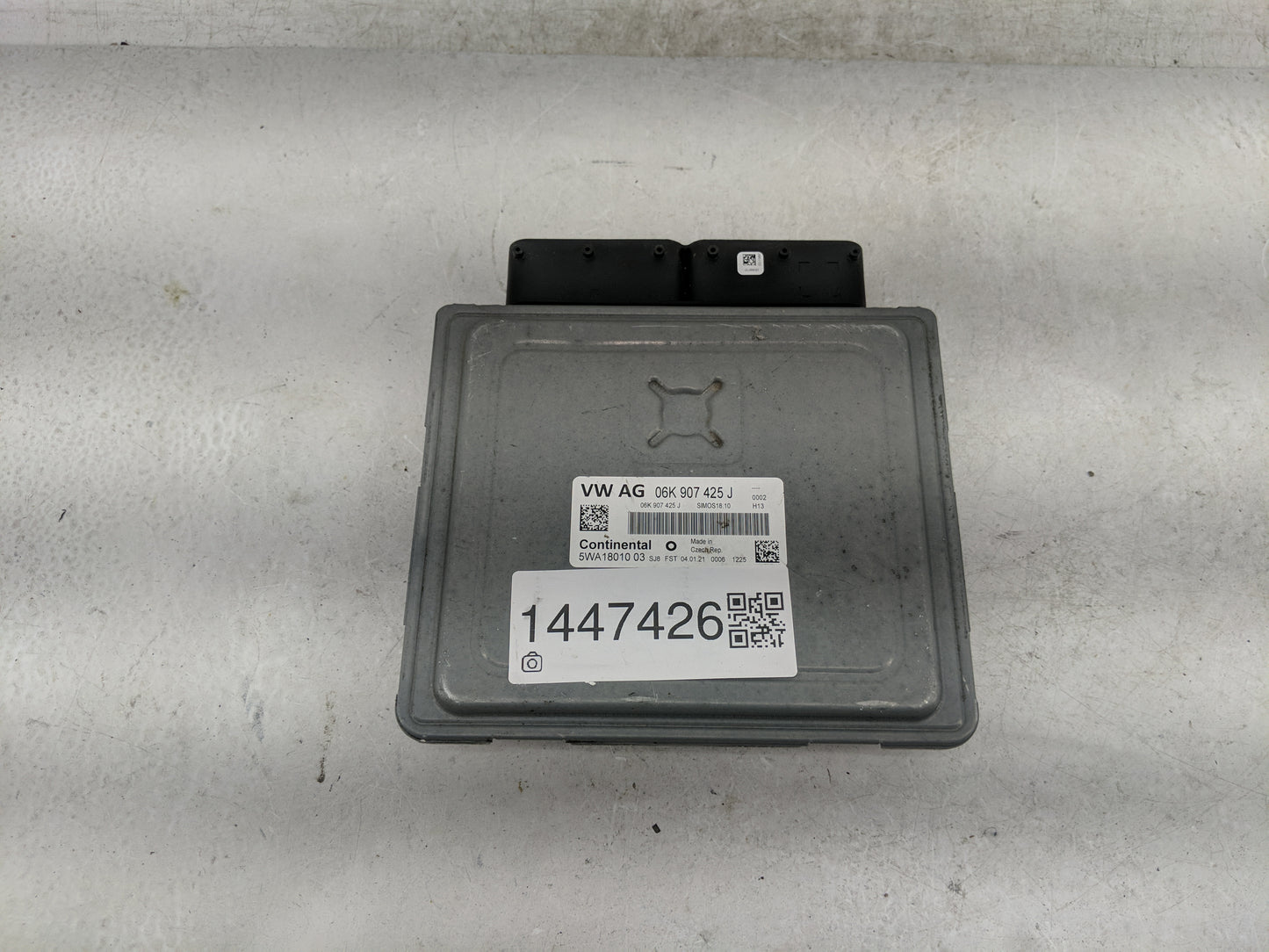 2021 Volkswagen Atlas Cross Sport PCM Engine Control Computer ECU ECM PCU OEM P/N:06K907425J 5WA18010 Fits OEM Used Auto Par