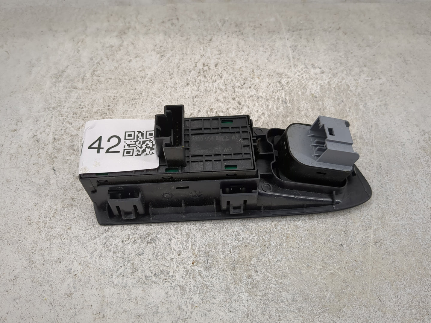 2021-2022 Volkswagen Atlas Cross Sport Master Power Window Switch Replacement Driver Side Left Fits Fits 2021 2022 OEM Used 
