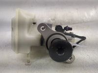 2020-2022 Volkswagen Atlas Cross Sport Brake Master Cylinder 1498088 - Oemusedautoparts1.com