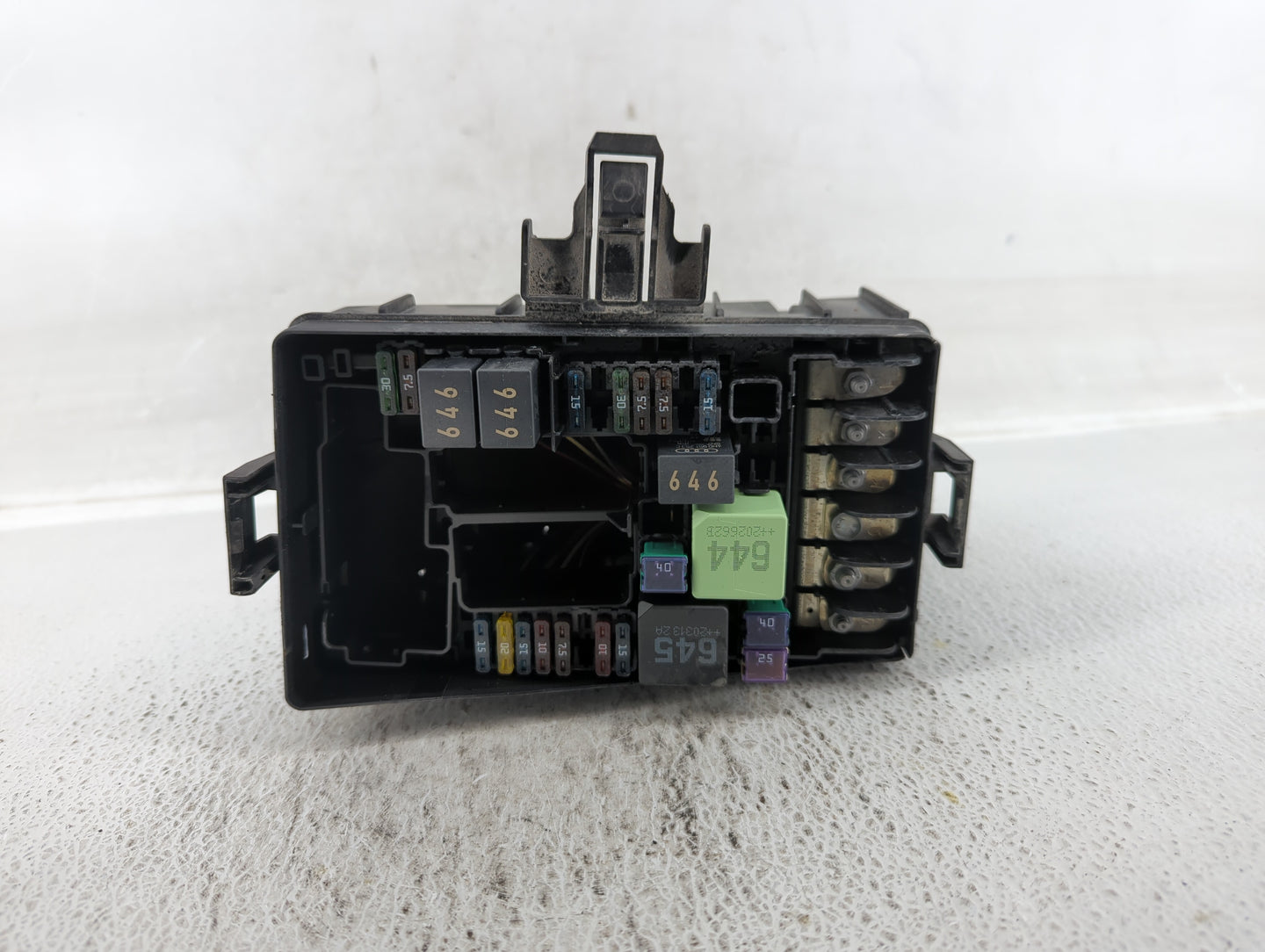 2021 Volkswagen Golf Fusebox Fuse Box Panel Relay Module Fits OEM Used Auto Parts - Oemusedautoparts1.com