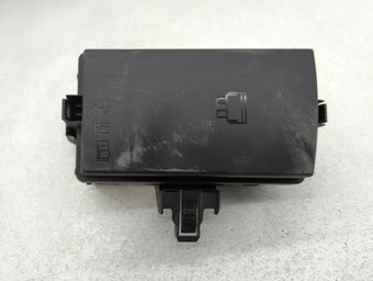 compare product 2015-2019 Volkswagen Golf Fusebox Fuse Box Panel Relay Module P/N:052654 X423D05 Fits Fits 2015 2016 2017 2018 2019 2020 2021 2022 OEM Used Auto Parts