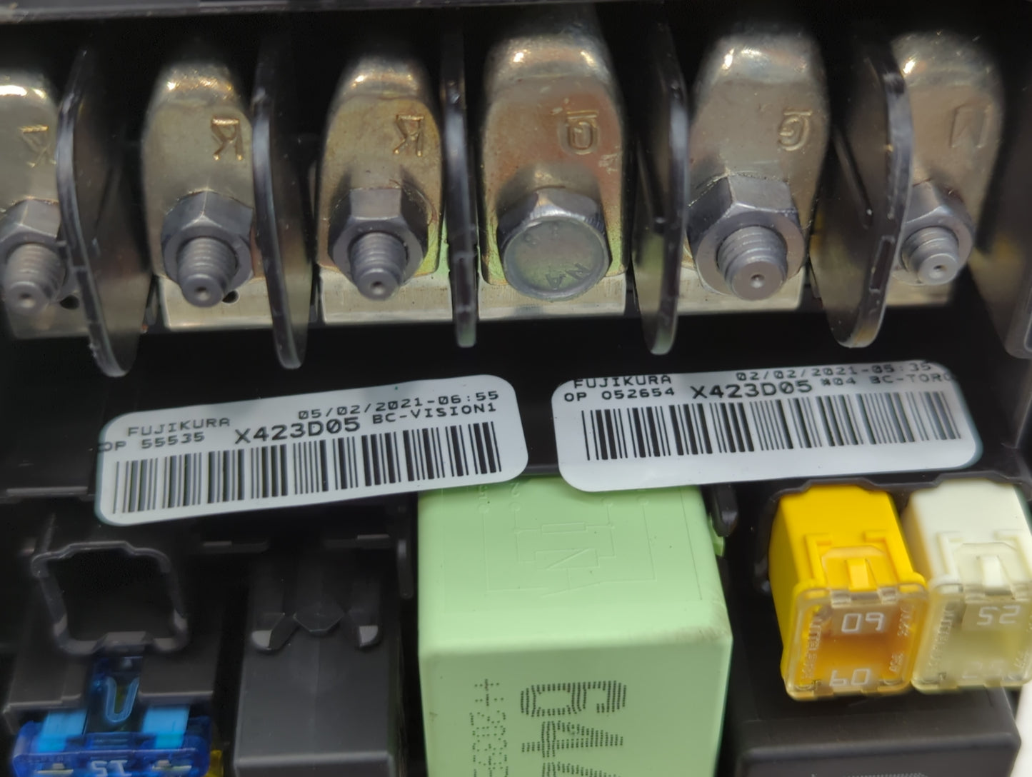 2015-2019 Volkswagen Golf Fusebox Fuse Box Panel Relay Module P/N:052654 X423D05 Fits Fits 2015 2016 2017 2018 2019 2020 202