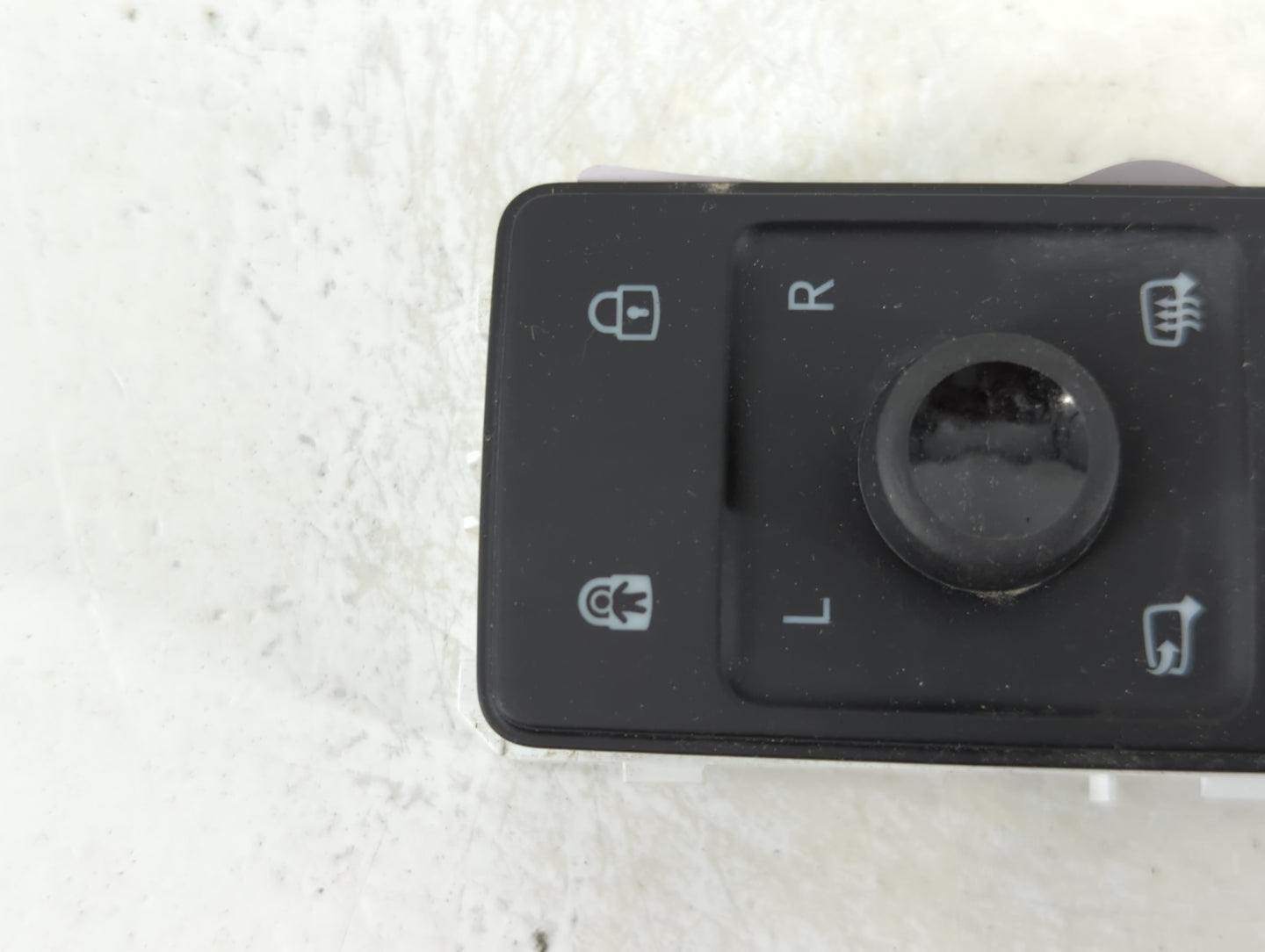 2021 Volkswagen id.4 Master Power Window Switch Replacement Driver Side Left Fits OEM Used Auto Parts - Oemusedautoparts1.co