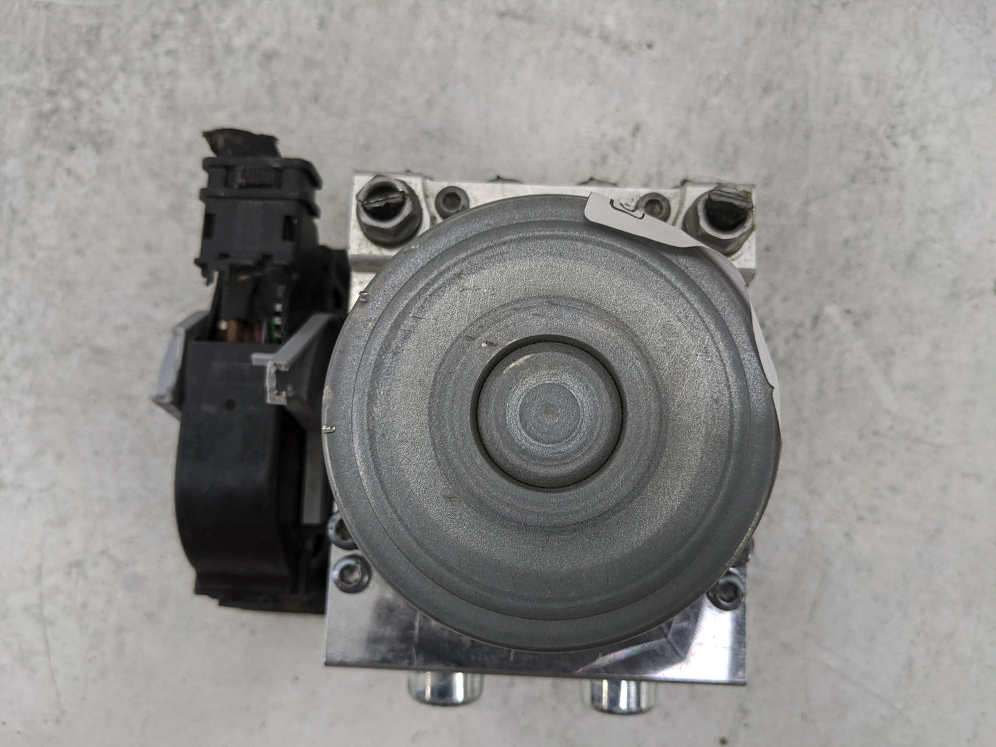 2021 Volkswagen Id4 ABS Pump Control Module Replacement P/N:1EA614517S 1EA614517, A014C479, A014D168 Fits OEM Used Auto Part