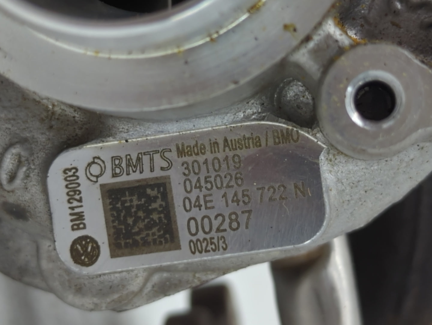 2019 Volkswagen Jetta Turbocharger Exhaust Manifold With Turbo Charger - Oemusedautoparts1.com