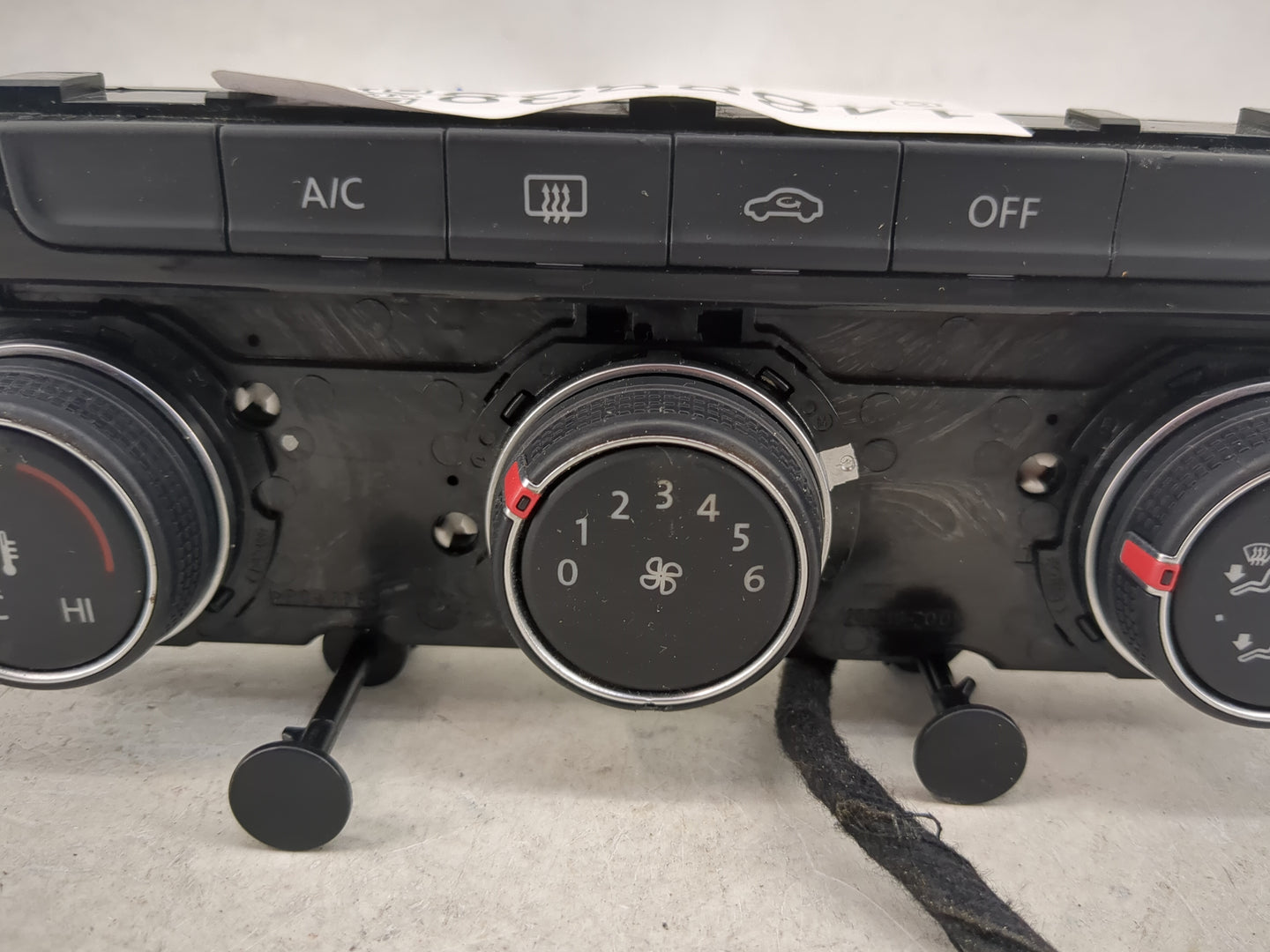 2019-2021 Volkswagen Jetta Climate Control Module Temperature AC/Heater Replacement P/N:5GM907426H 5HB013651-16 Fits OEM Use