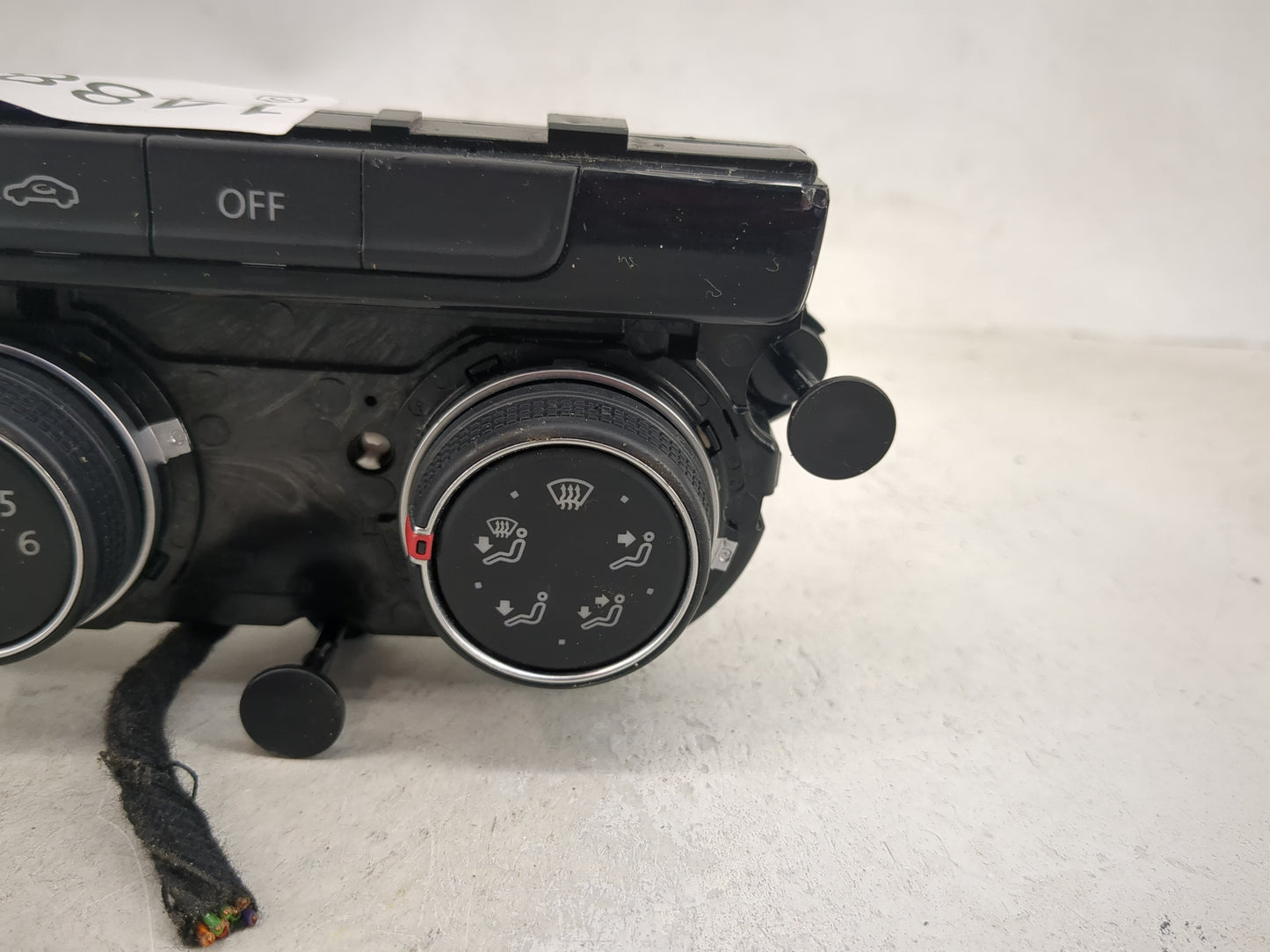 2019-2021 Volkswagen Jetta Climate Control Module Temperature AC/Heater Replacement P/N:5GM907426H 5HB013651-16 Fits OEM Use