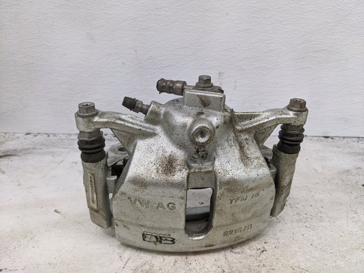2021 Volkswagen Jetta Front Passenger Right Brake Caliper - Oemusedautoparts1.com