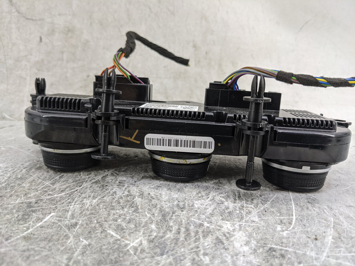 2019-2021 Volkswagen Jetta Climate Control Module Temperature AC/Heater Replacement P/N:5GM907426H 5HB013651-16 Fits OEM Use