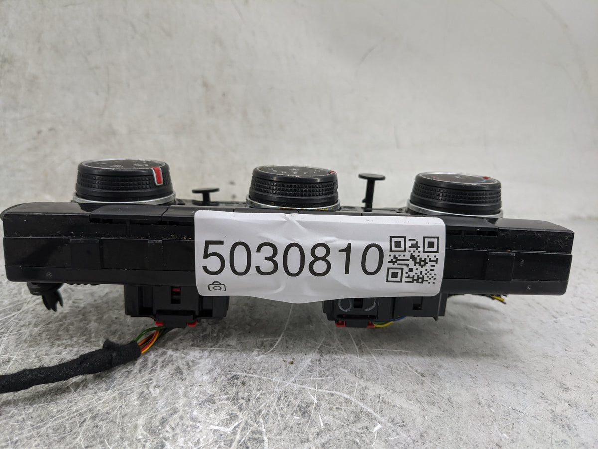 2019-2021 Volkswagen Jetta Climate Control Module Temperature AC/Heater Replacement P/N:5GM907426H 5HB013651-16 Fits OEM Use