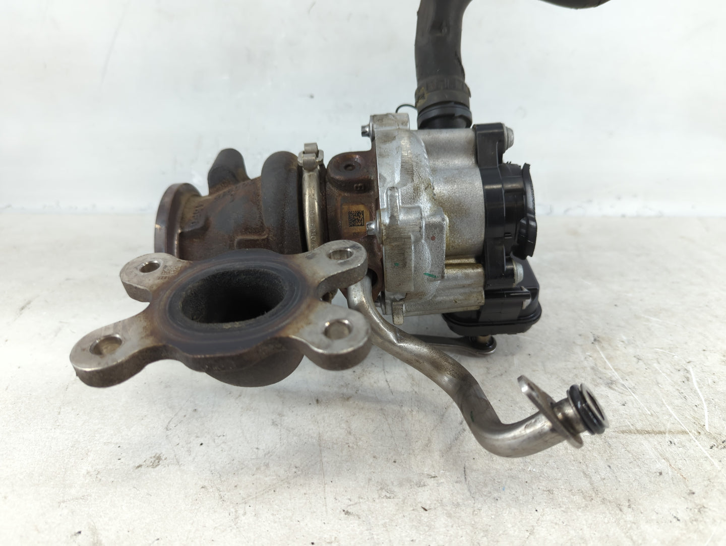2019 Volkswagen Jetta Turbocharger Exhaust Manifold With Turbo Charger - Oemusedautoparts1.com