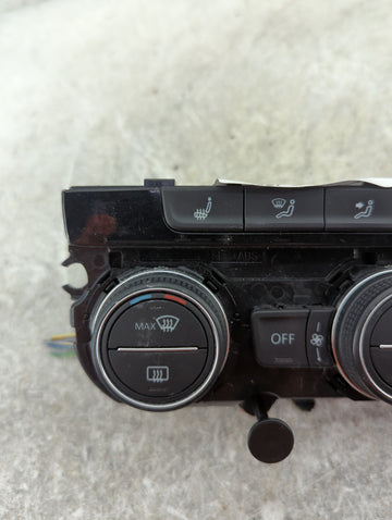 2021 Volkswagen Jetta Gli Climate Control Module Temperature AC/Heater Replacement P/N:5GM907044AL 5HB013650-76, SW2601/03S Fits OEM Used Auto Parts