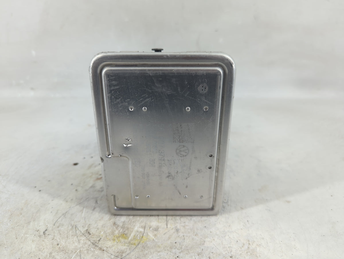 2020 Volkswagen Passat Anti-Lock Brake ABS Pump Module Actuator OEM P/N:561 614 517 H Fits OEM Used Auto Parts - Oemusedauto