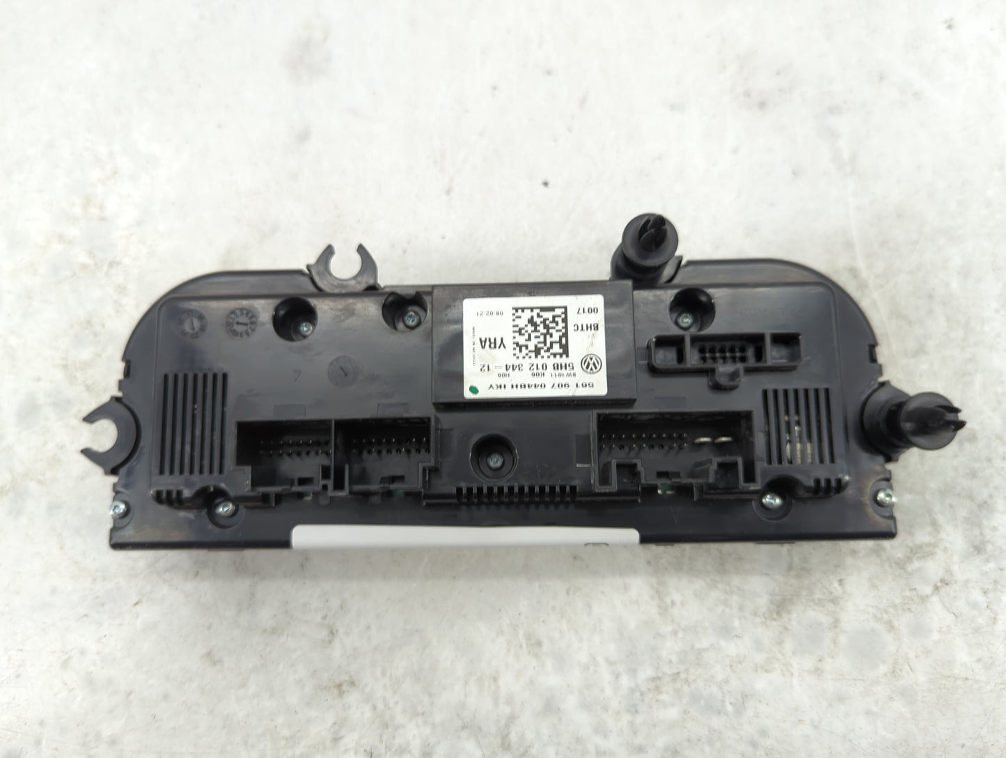 2020 Volkswagen Passat Climate Control Module Temperature AC/Heater Replacement P/N:561907044BH 5HB012344-12 Fits OEM Used A