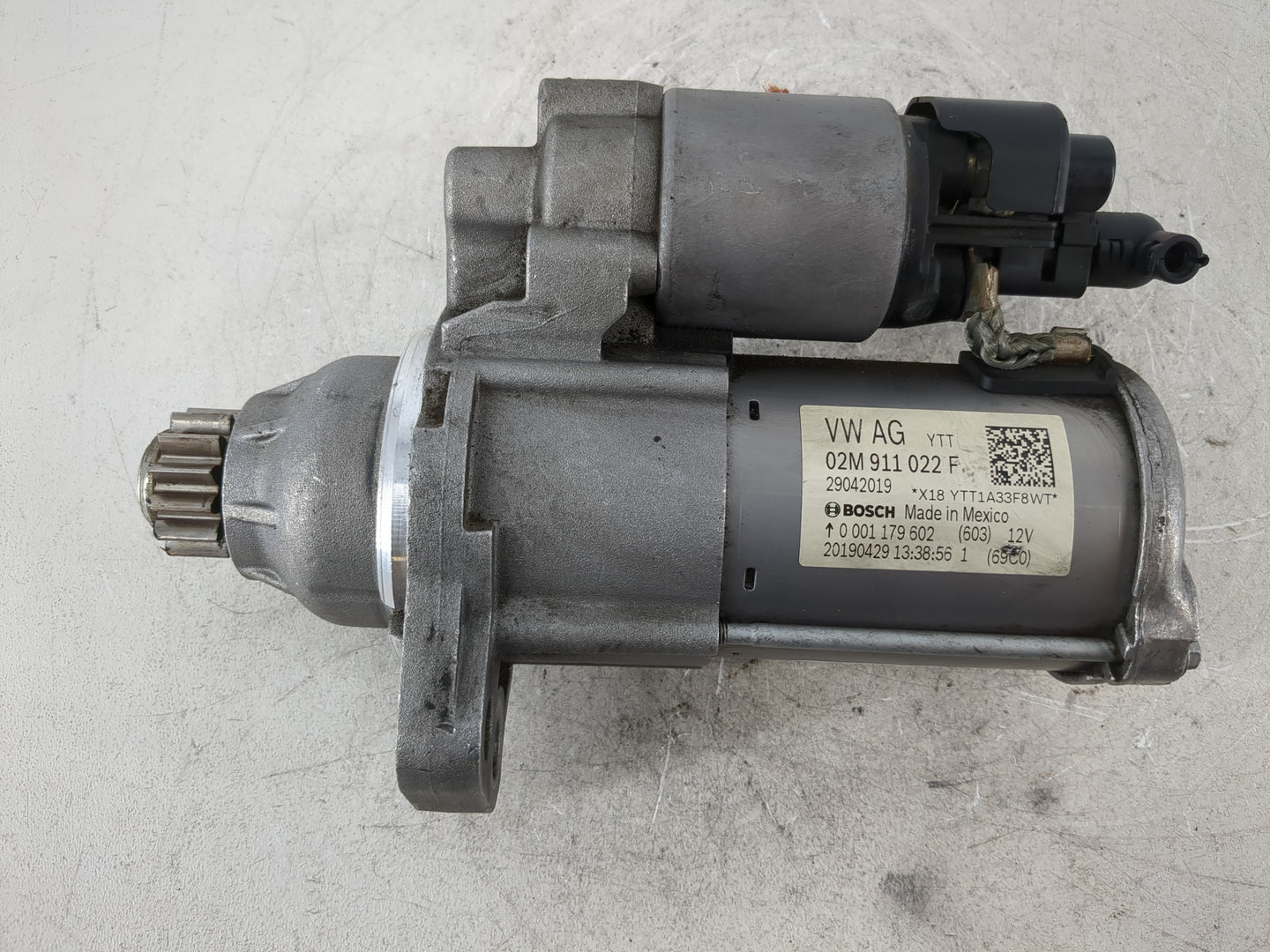 2021-2022 Volkswagen Tiguan Car Starter Motor Solenoid OEM P/N:02M 911 022 F Fits Fits 2020 2021 2022 OEM Used Auto Parts - 