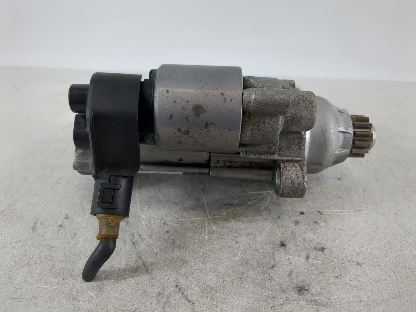 2018-2022 Volkswagen Tiguan Car Starter Motor Solenoid OEM P/N:02M 911 022 F Fits Fits 2018 2019 2020 2021 2022 OEM Used Aut