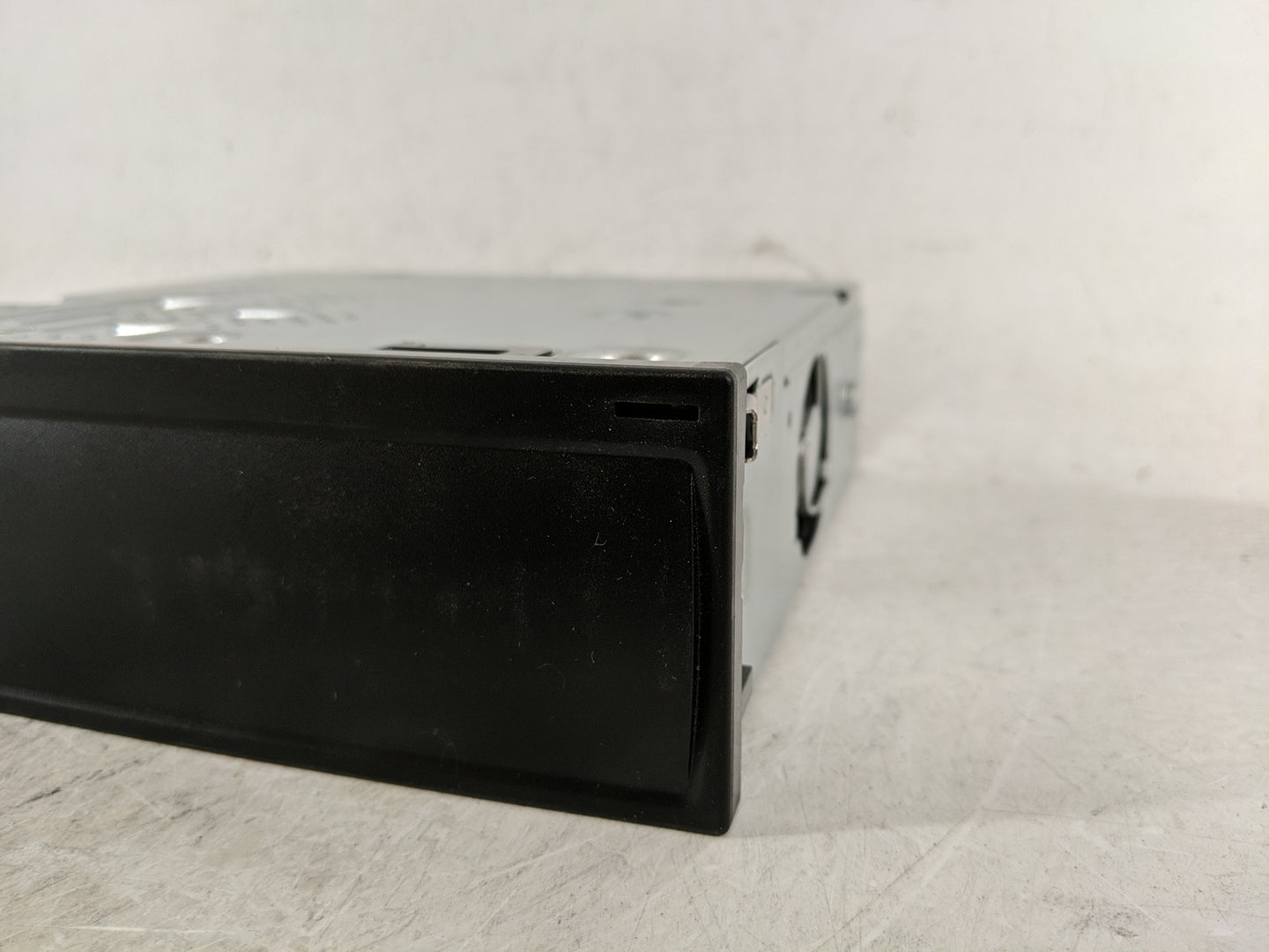 2018-2021 Volkswagen Tiguan Radio AM FM Cd Player Receiver Replacement P/N:3G5 035 842 Fits Fits 2018 2019 2020 2021 OEM Use