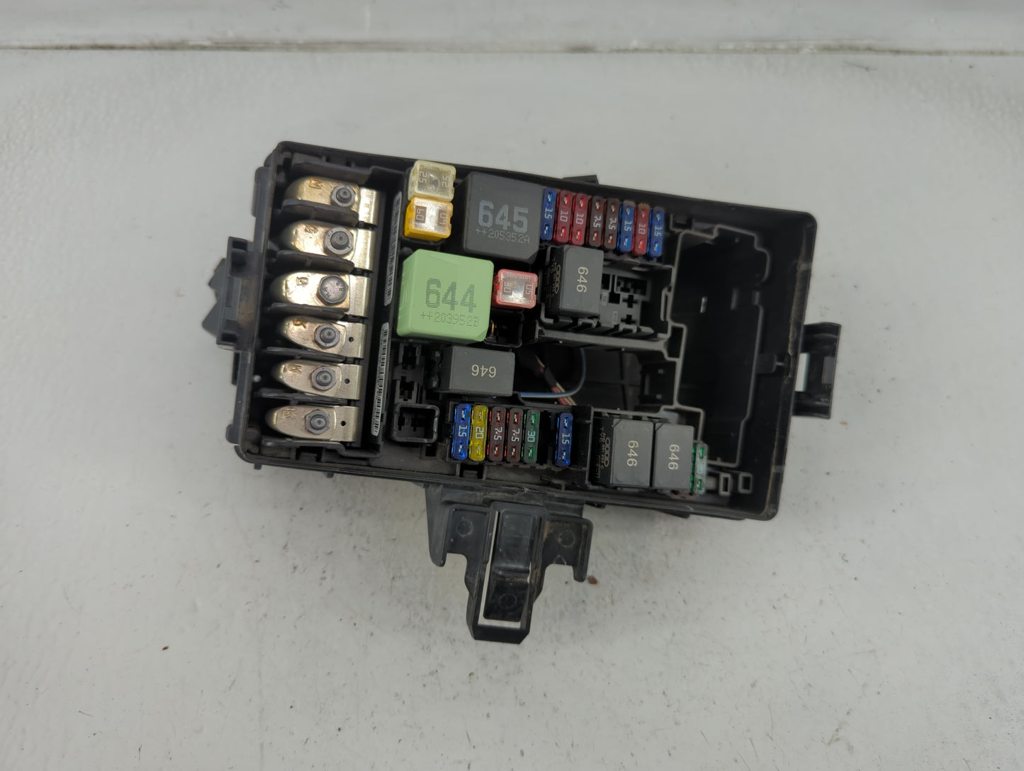 2018-2022 Volkswagen Tiguan Fusebox Fuse Box Panel Relay Module Fits Fits 2015 2016 2017 2018 2019 2020 2021 2022 OEM Used A