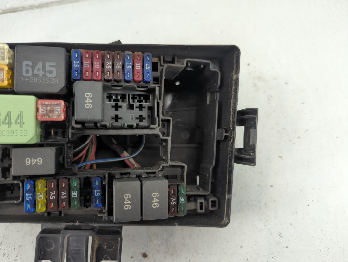2018-2022 Volkswagen Tiguan Fusebox Fuse Box Panel Relay Module Fits Fits 2015 2016 2017 2018 2019 2020 2021 2022 OEM Used A
