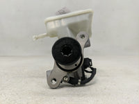 2018-2022 Volkswagen Tiguan Brake Master Cylinder 1302371 - Oemusedautoparts1.com