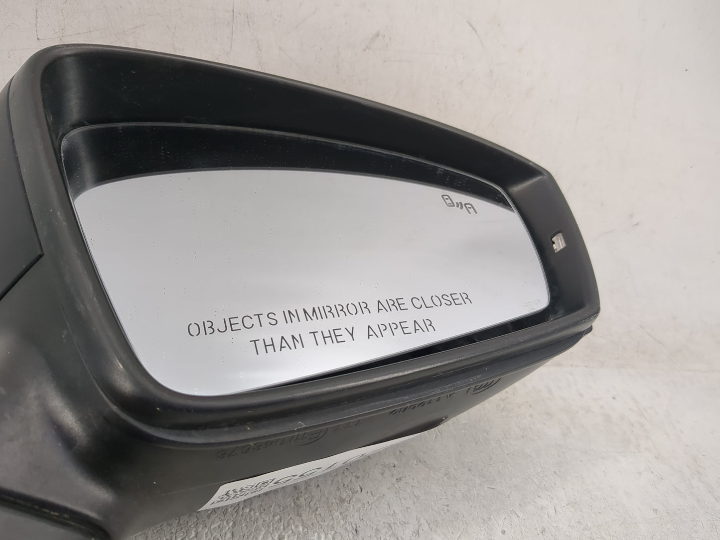 2020-2021 Volkswagen Tiguan Passenger Side View Mirror - Right Door Mirror OEM Used - Oemusedautoparts1.com