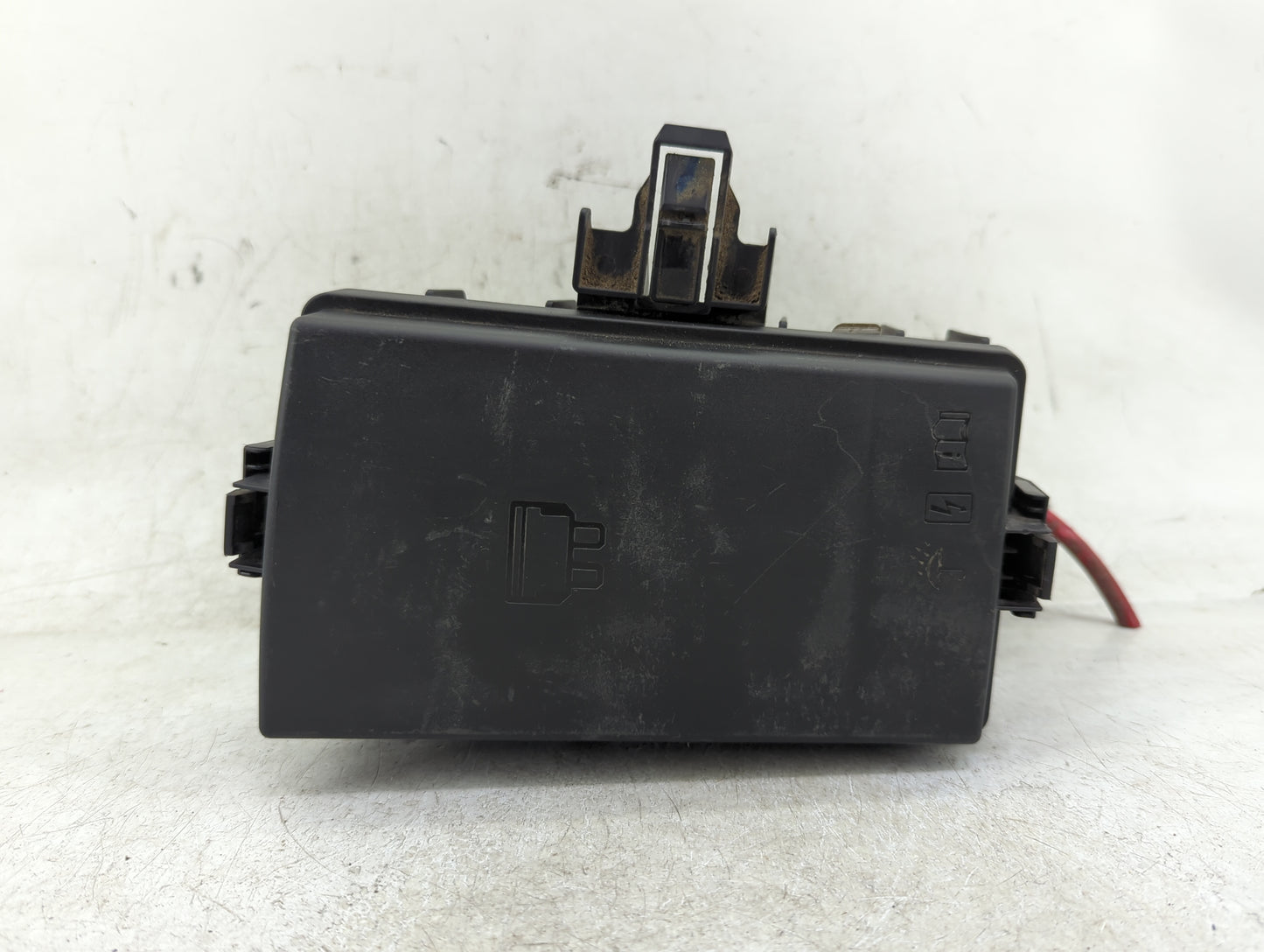 2018-2022 Volkswagen Tiguan Fusebox Fuse Box Panel Relay Module P/N:5Q0 907 361 D Fits OEM Used Auto Parts - Oemusedautopart