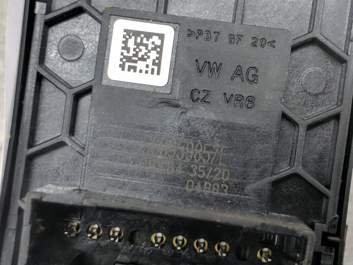 2018-2022 Volkswagen Tiguan Master Power Window Switch Replacement Driver Side Left P/N:5G0959857E Fits OEM Used Auto Parts 
