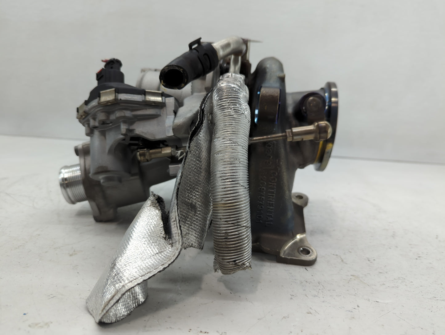 2020 Volkswagen Tiguan Turbocharger Exhaust Manifold With Turbo Charger - Oemusedautoparts1.com