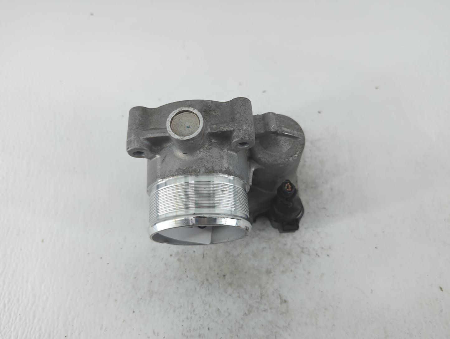 2018-2022 Volkswagen Tiguan Throttle Body P/N:06K.133.062.AN Fits Fits 2018 2019 2020 2021 2022 OEM Used Auto Parts - Oemuse