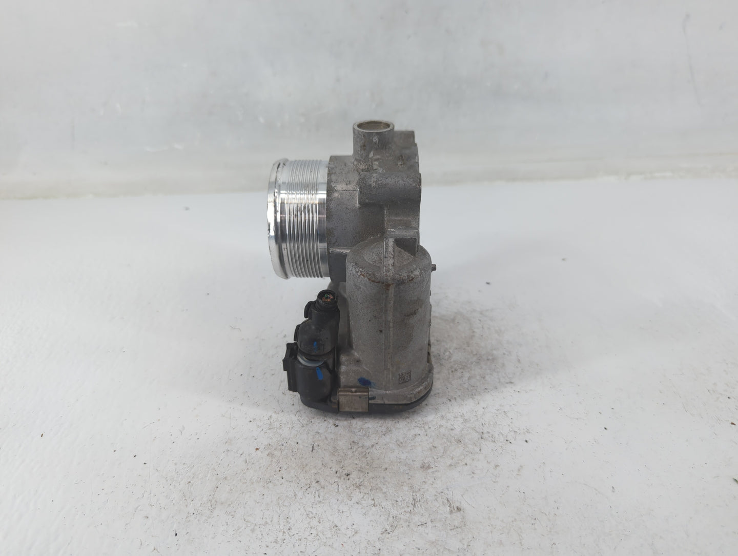 2018-2022 Volkswagen Tiguan Throttle Body P/N:06K.133.062.AN Fits Fits 2018 2019 2020 2021 2022 OEM Used Auto Parts - Oemuse