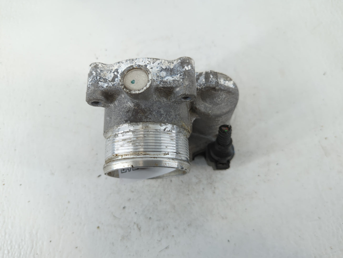 2018-2022 Volkswagen Tiguan Throttle Body P/N:06K 133 062 AN Fits Fits 2018 2019 2020 2021 2022 OEM Used Auto Parts - Oemuse