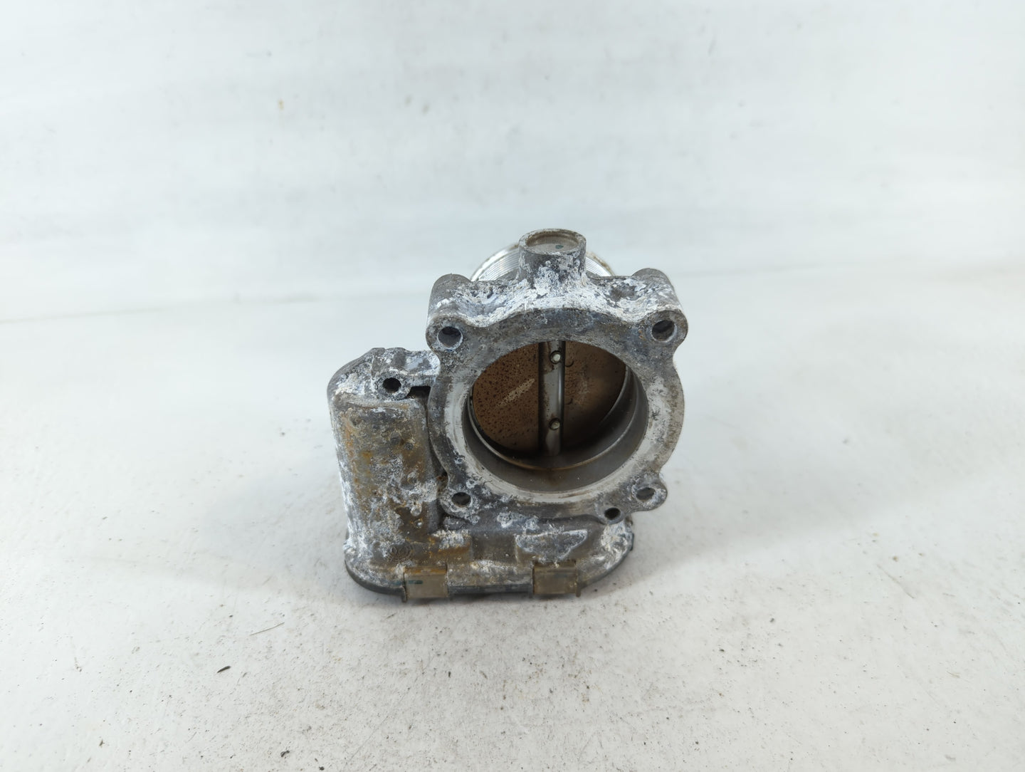 2018-2022 Volkswagen Tiguan Throttle Body P/N:06K 133 062 AN Fits Fits 2018 2019 2020 2021 2022 OEM Used Auto Parts - Oemuse