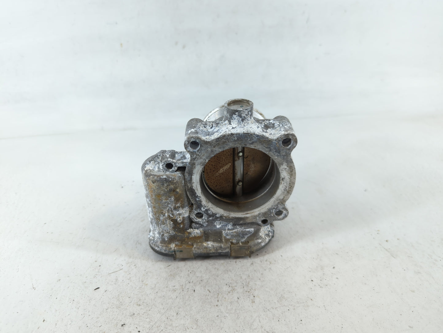 2018-2022 Volkswagen Tiguan Throttle Body P/N:06K 133 062 AN Fits Fits 2018 2019 2020 2021 2022 OEM Used Auto Parts - Oemuse