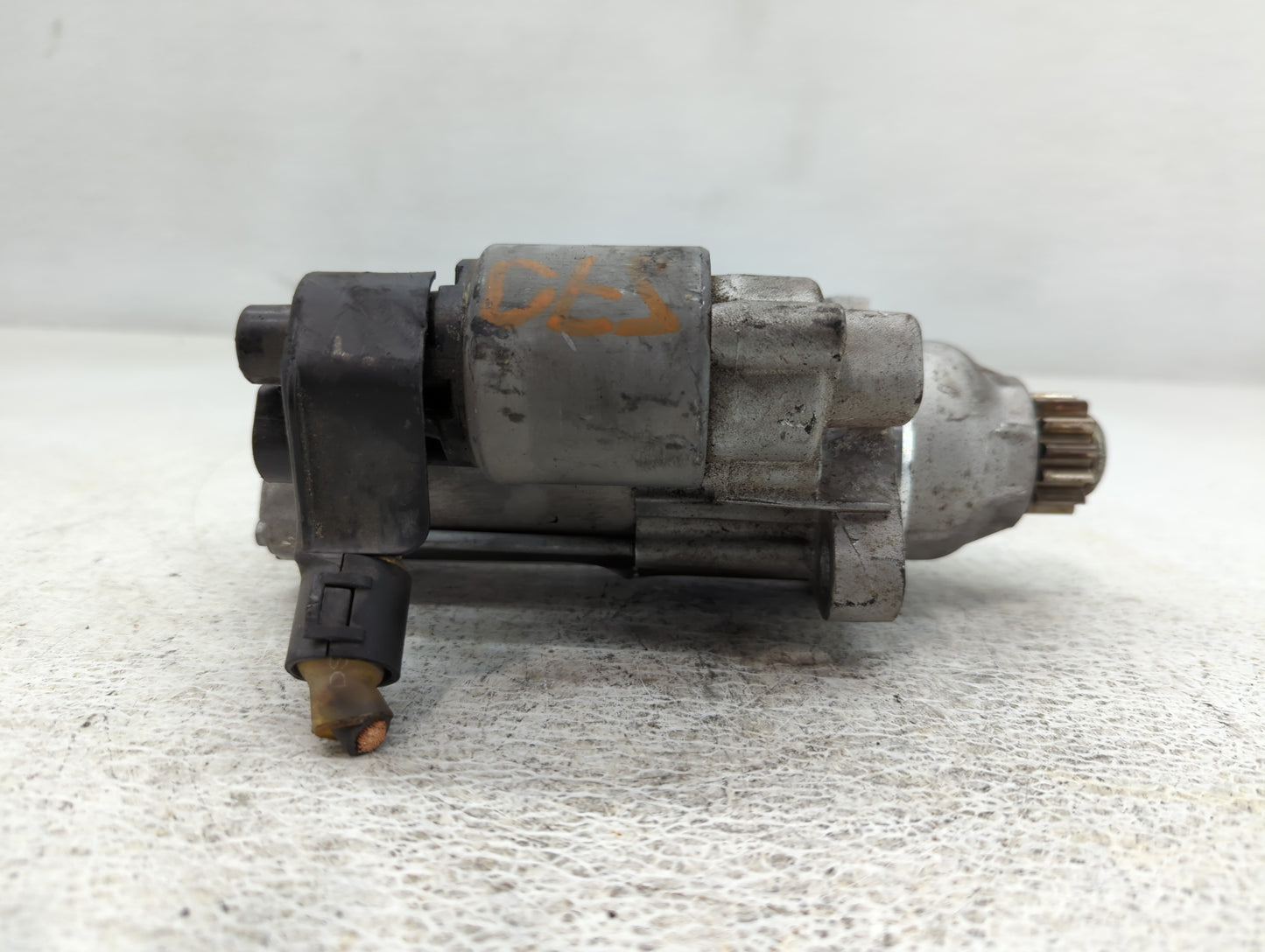 2021-2022 Volkswagen Tiguan Car Starter Motor Solenoid OEM P/N:02M 911 022 F Fits Fits 2020 2021 2022 OEM Used Auto Parts - 