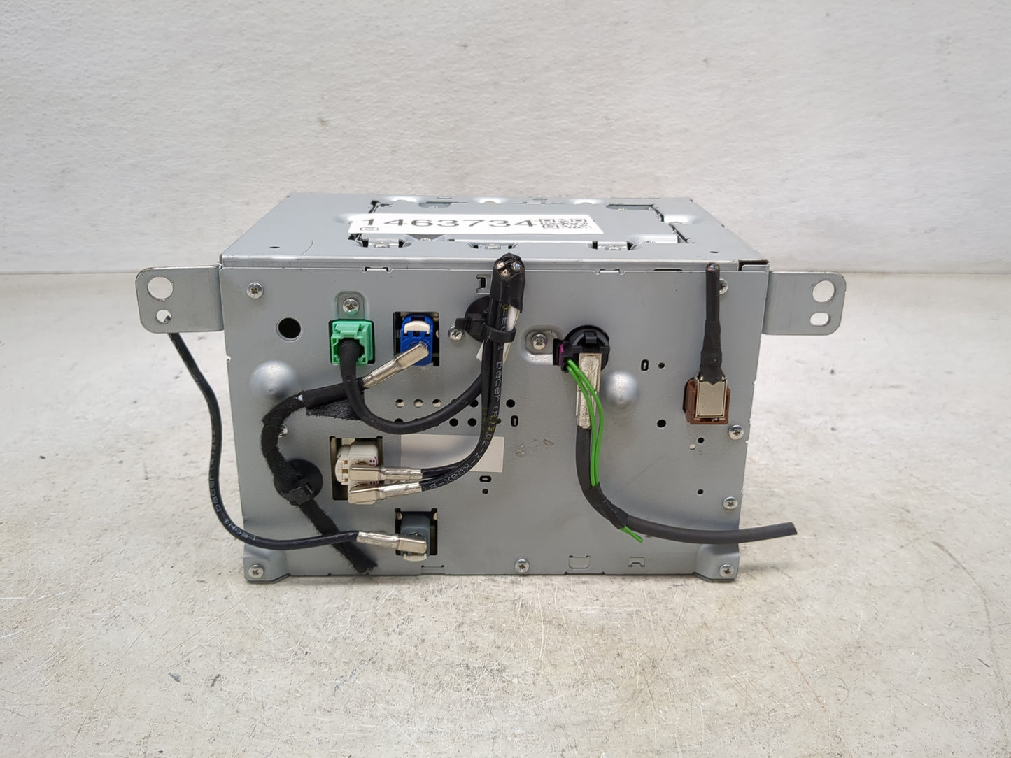 2019-2020 Volvo S60 Radio AM FM Cd Player Receiver Replacement P/N:P32247675AA 32141086AA, T03195808 Fits Fits 2019 2020 202
