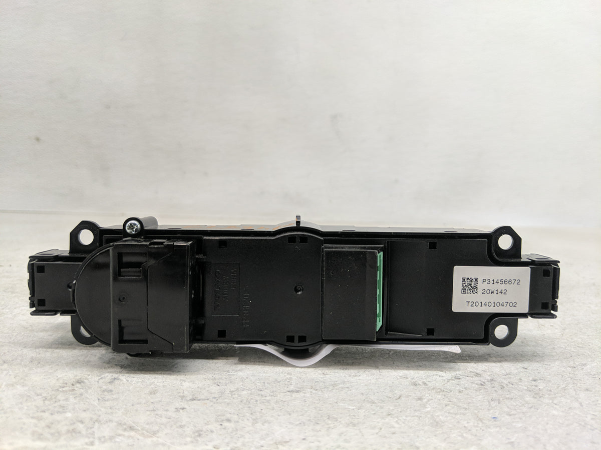 2021 Volvo Xc40 Radio AM FM Cd Player Receiver Replacement P/N:P31456672 Fits OEM Used Auto Parts - Oemusedautoparts1.com
