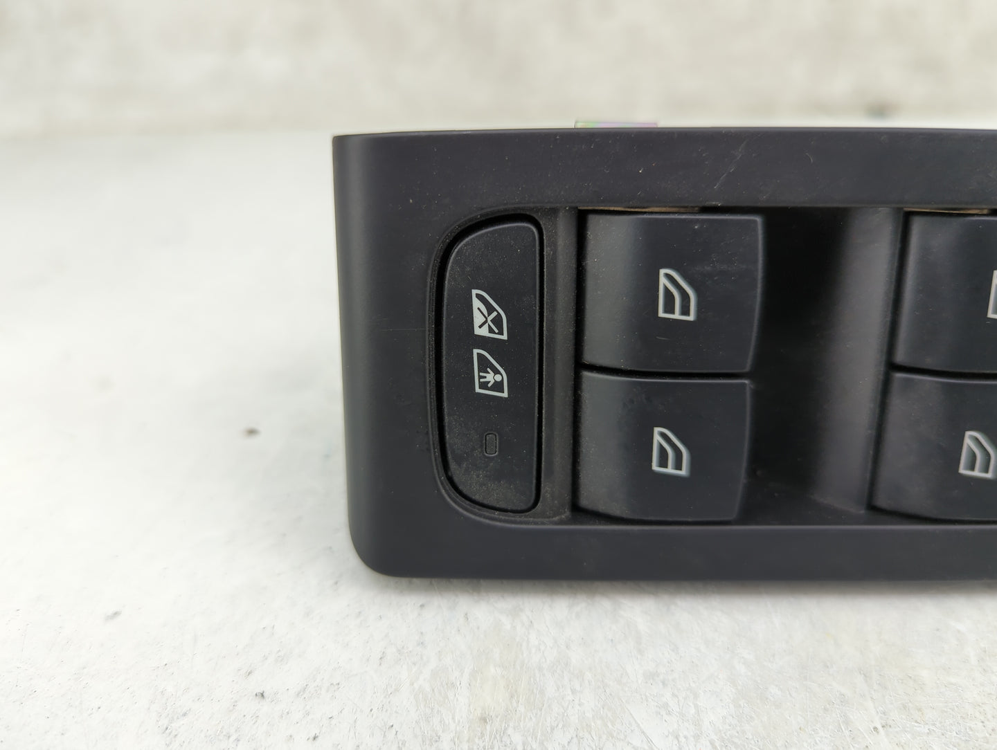 2019-2020 Volvo Xc40 Master Power Window Switch Replacement Driver Side Left P/N:32279441 P32279441, T30706424 Fits Fits 201