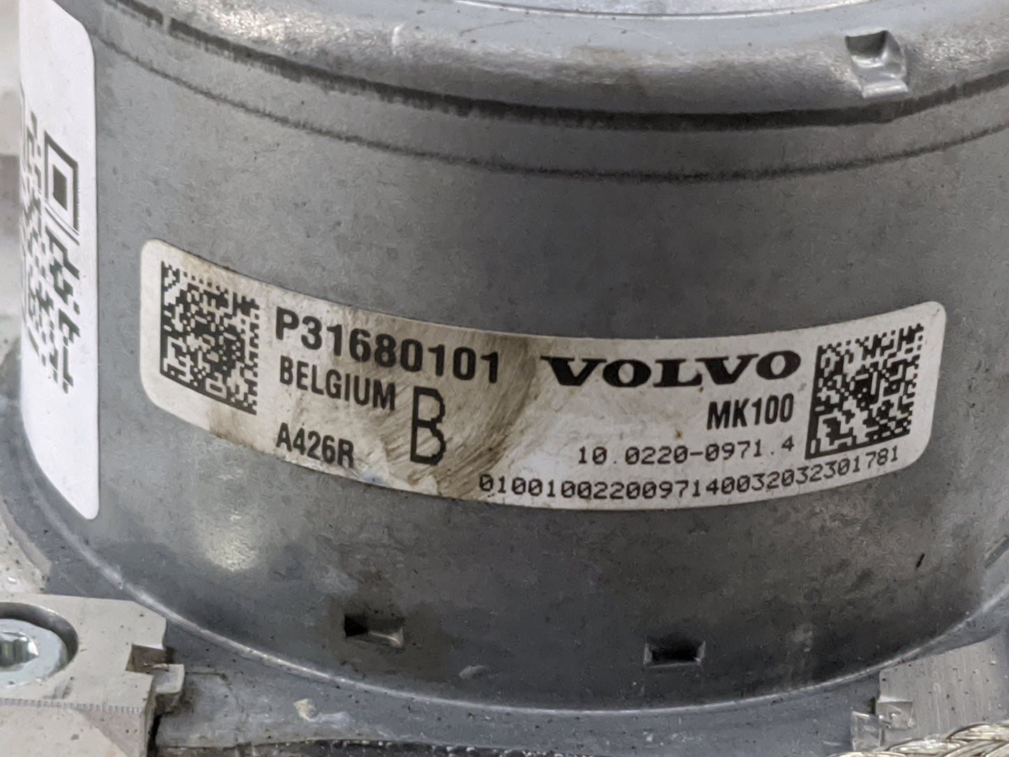 2016-2021 Volvo Xc90 ABS Pump Control Module Replacement P/N:P31680101 31680098 Fits Fits 2016 2017 2018 2019 2020 2021 OEM 