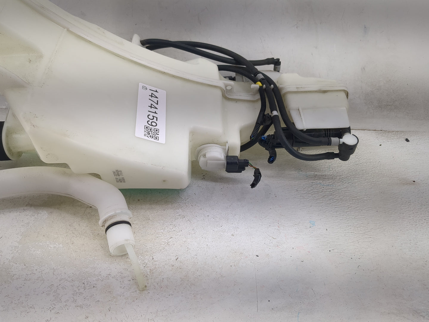 2016-2021 Volvo Xc90 Windshield Washer Fluid Reservoir Bottle Oem - Oemusedautoparts1.com