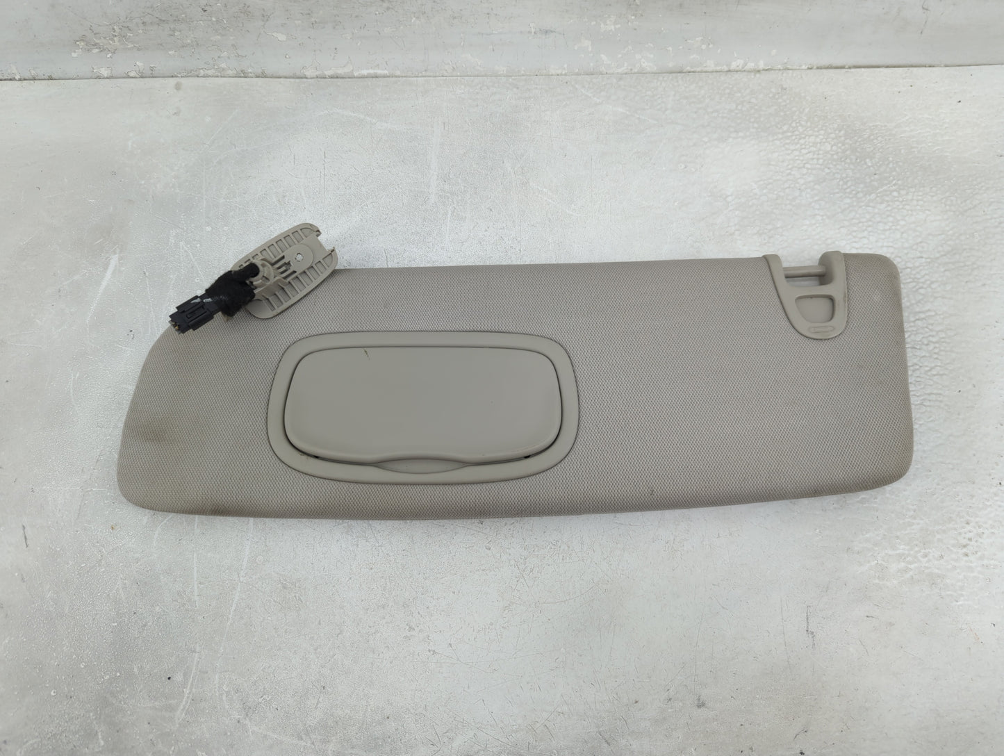 2021 Voyage Voyager Sun Visor Shade Replacement Driver Left Mirror Fits Fits 2020 2022 OEM Used Auto Parts - Oemusedautopart