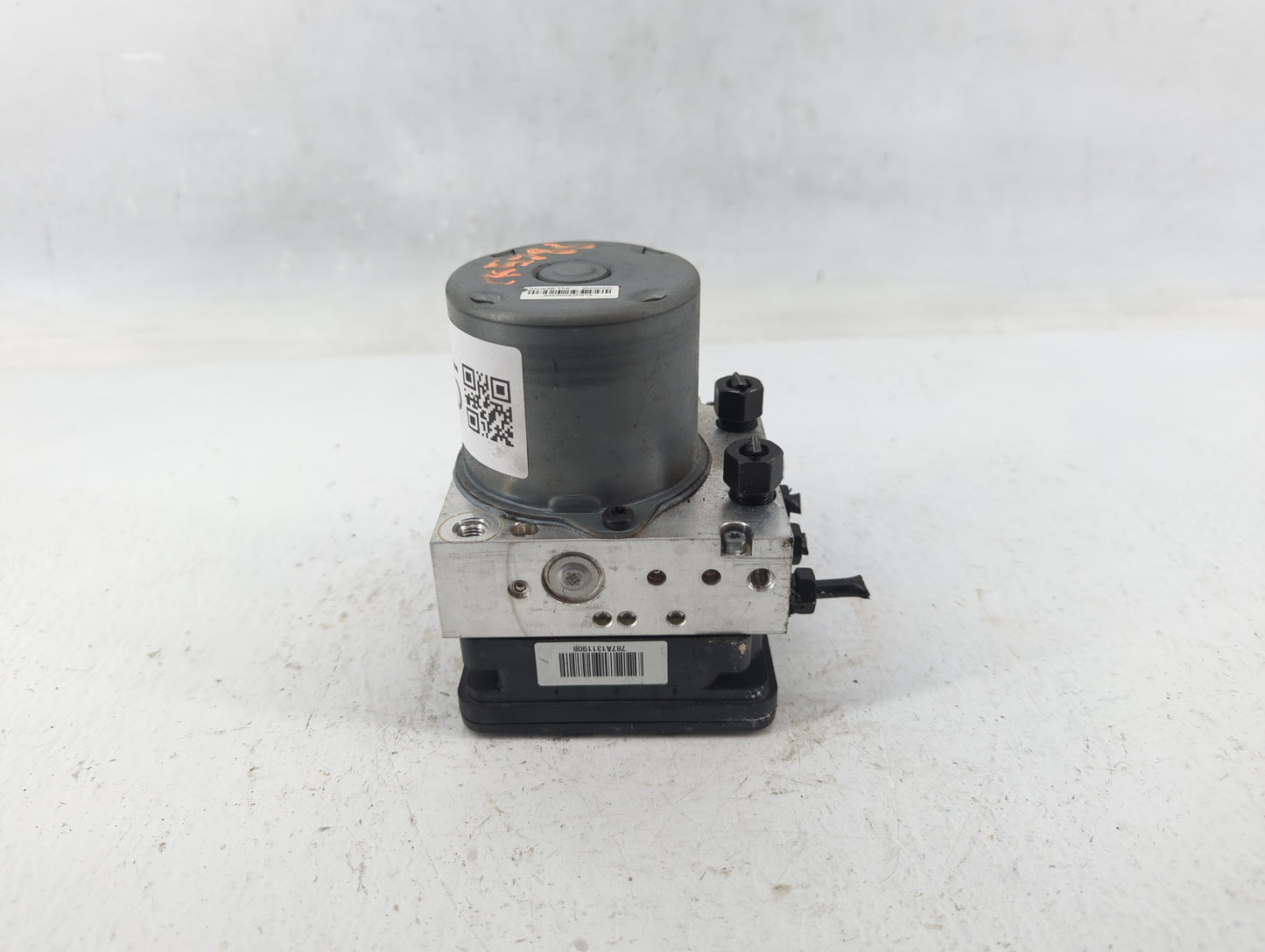 2020-2021 Kia Sportage ABS Pump Control Module Replacement P/N:58920-D9510 Fits Fits 2020 2021 OEM Used Auto Parts - Oemused
