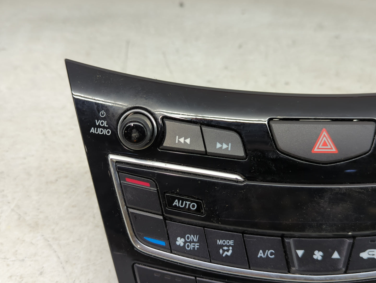 2019-2022 Acura Rdx Climate Control Module Temperature AC/Heater Replacement P/N:79610TJBA013M1 Fits Fits 2019 2020 2021 202